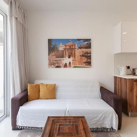 Comfy Apt With Terrace, 5 Mins To Sliema Ferries By 360 Estates Gzira Exterior foto
