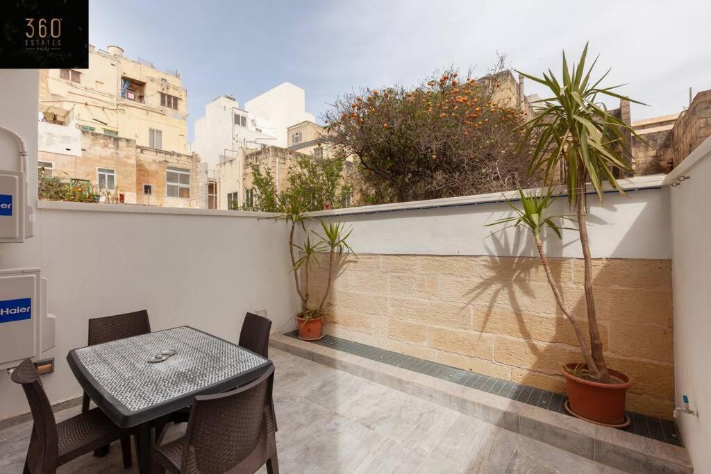 Comfy Apt With Terrace, 5 Mins To Sliema Ferries By 360 Estates Gzira Exterior foto